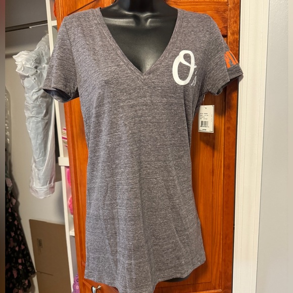 Victoria’s Secret PINK Baltimore Orioles tee. Sz L. NWT - Picture 2 of 4